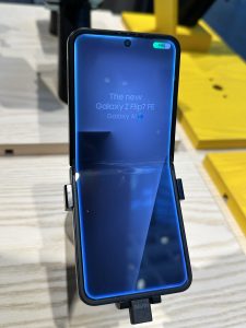 Samsung Galaxy Z Flip 7 FE 5G - 128GB Black (Grade B)